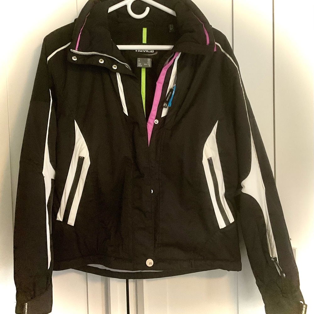 Nevica Women's Black Ski & Snow Jacket Size 8